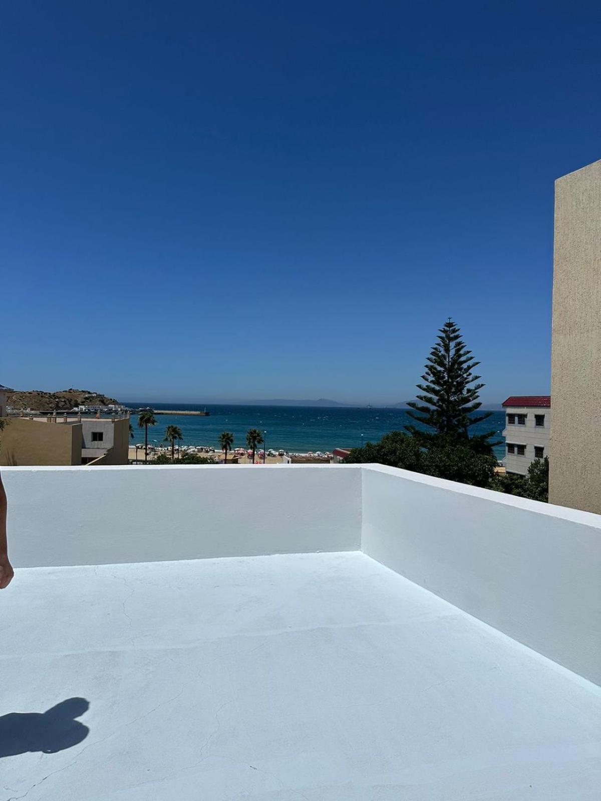 Ojos Del Oceano Apartment Ksar es Sghir Bagian luar foto