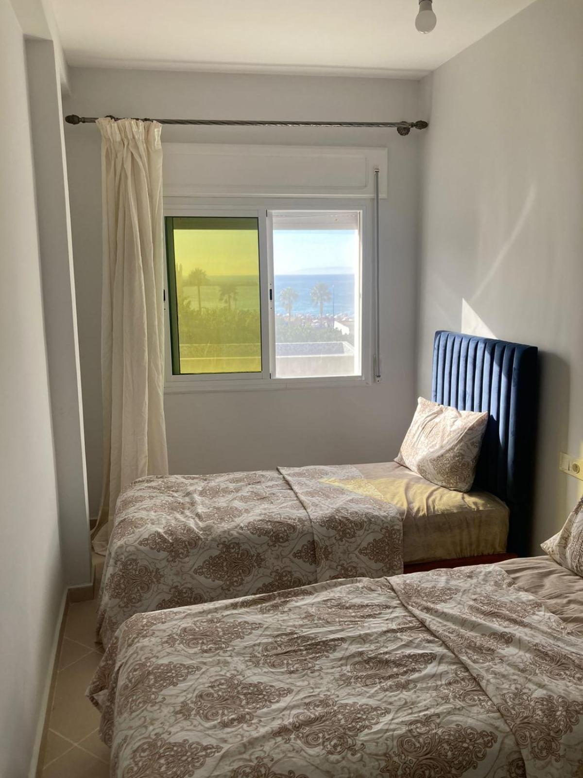 Ojos Del Oceano Apartment Ksar es Sghir Bagian luar foto